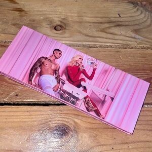 Jeffree Star Cosmetics Limited Edition Cavity Skin Frost Palette